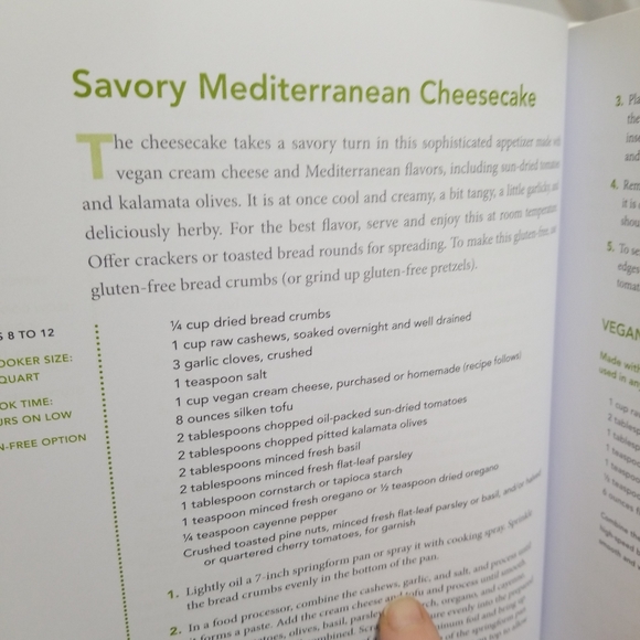 ‎Fresh from the Vegan Slow Cooker - by Robin Robertson - Picture 3 of 6